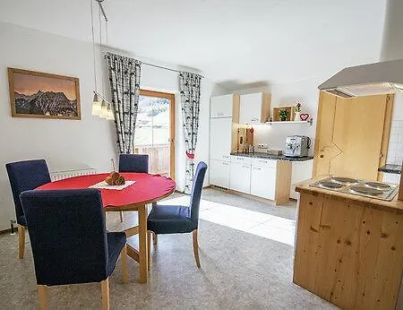 Kienast Апартаменты